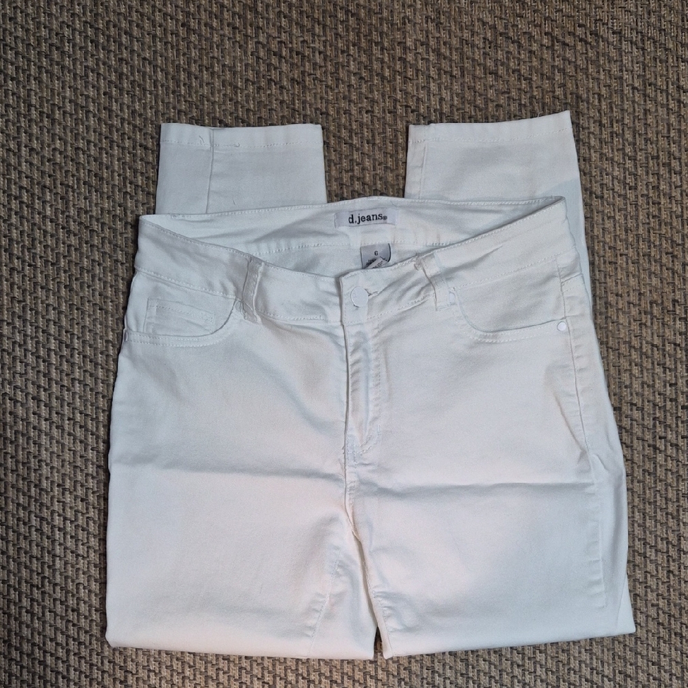 d. jeans Women's High Rise White Ankle Crop Jeans